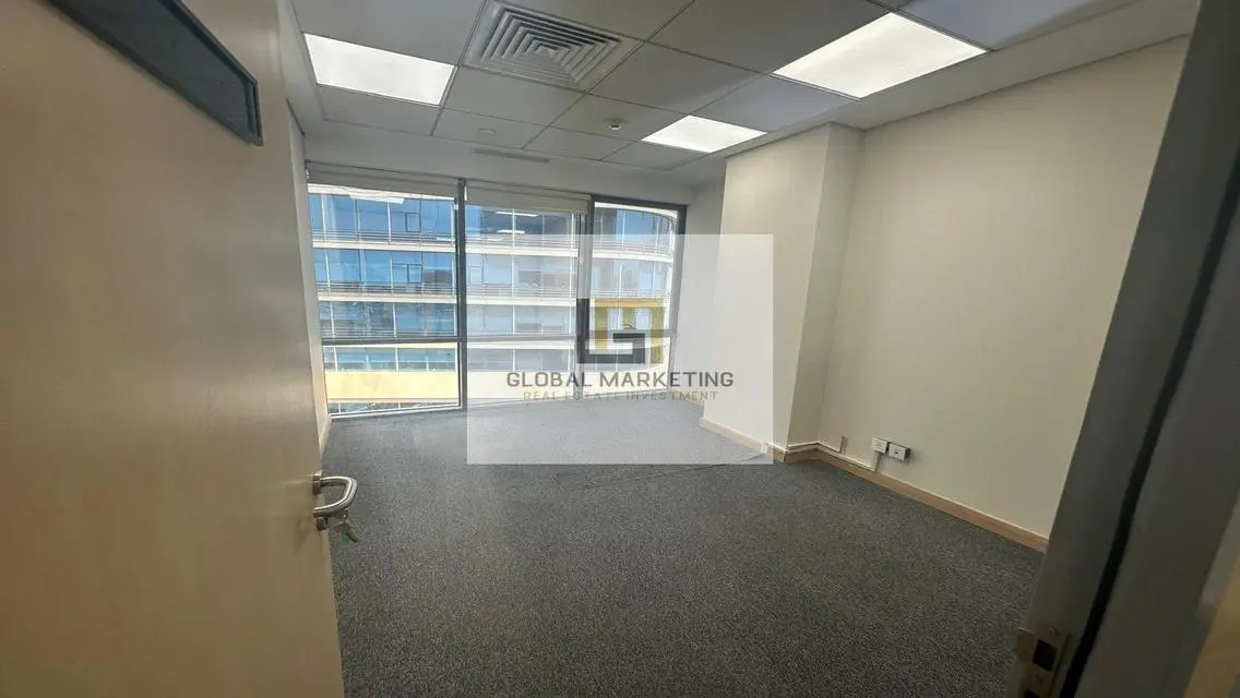 Fully finished office for rent 600m on South 90th