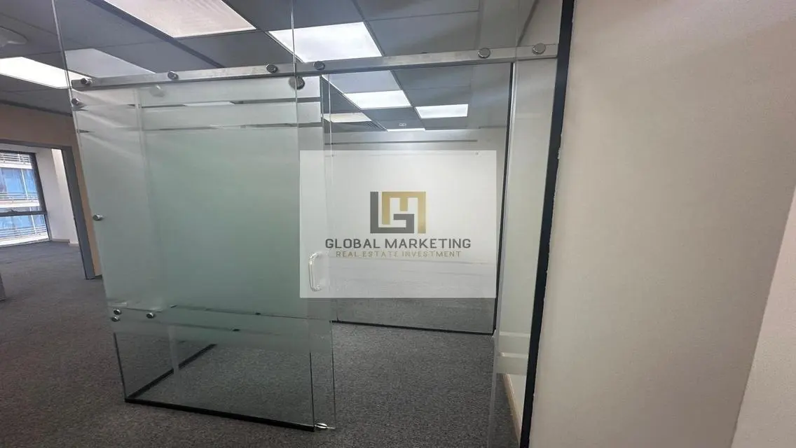 Fully finished office for rent 600m on South 90th