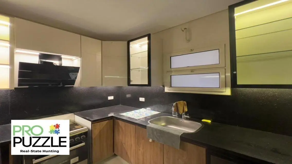 Apartment for Rent on 90 Avenue