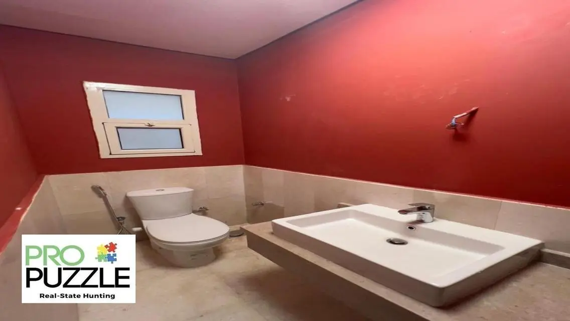 Apartment for Rent on 90 Avenue