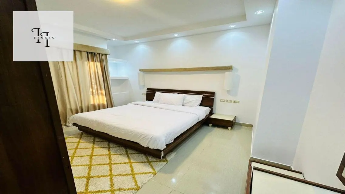 Modern  Flat with Garden for Rent in The vilage