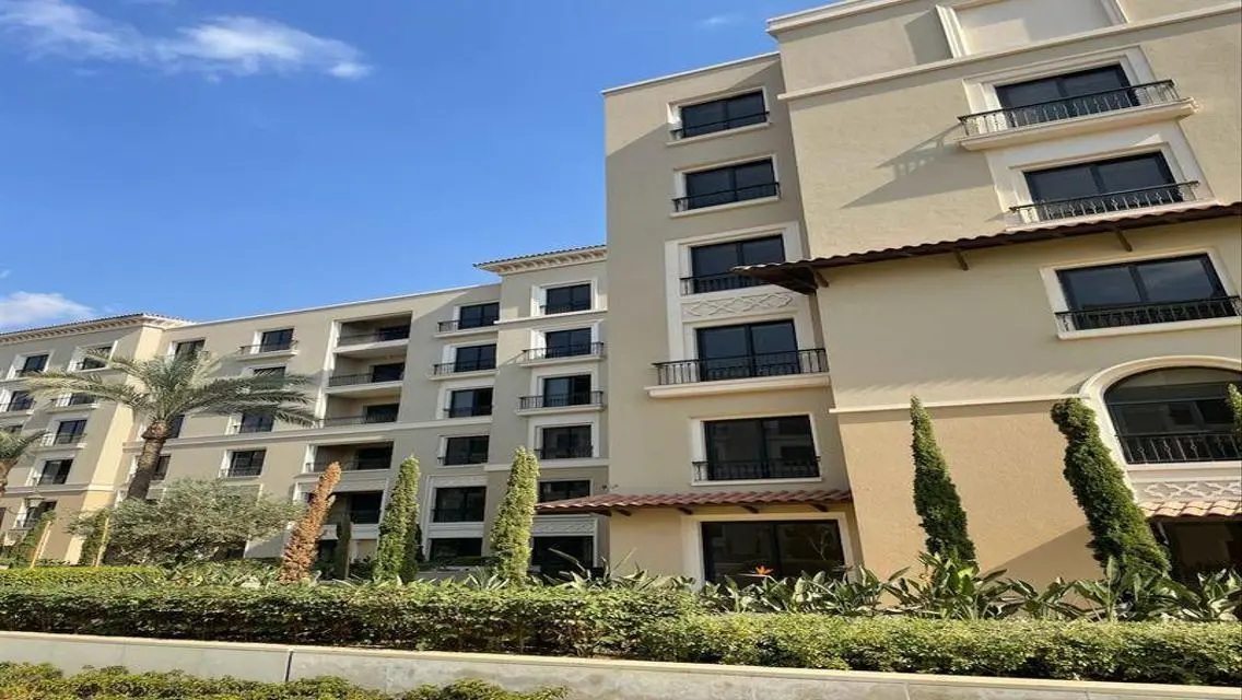 Luxury Finished apartment +garden in Village West