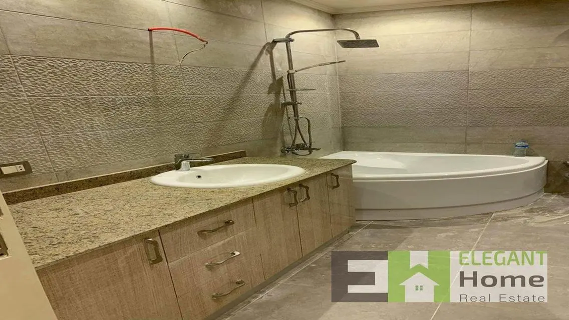 Luxury apartment for rent(kitchen +ACs) at MVHP