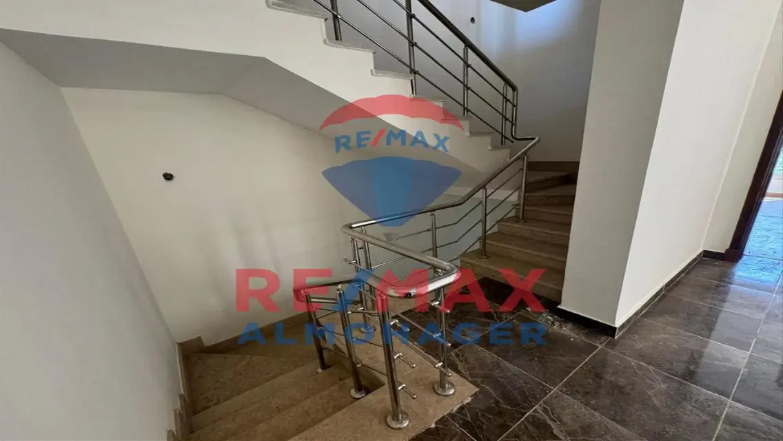 Luxurious Villa for Sale - 284 sqm