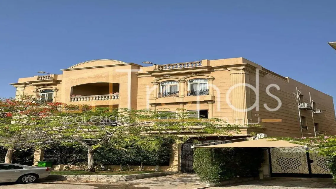شقة فاخرة 210 متر بإطلالة مميزة