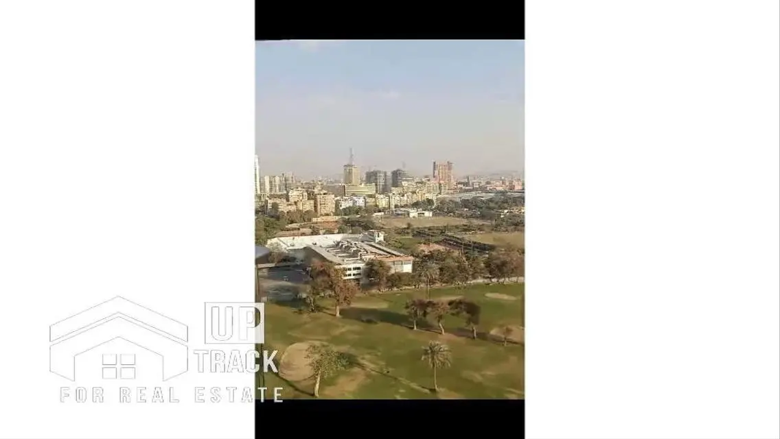 شقة رائعة فى موقع متميز تطل على مساحات خضراء
