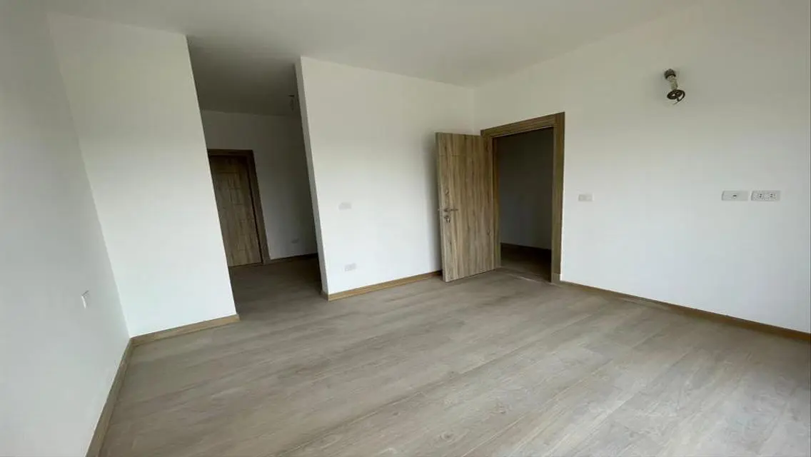 Apartment for rent in Fifth Square ( Marasem )