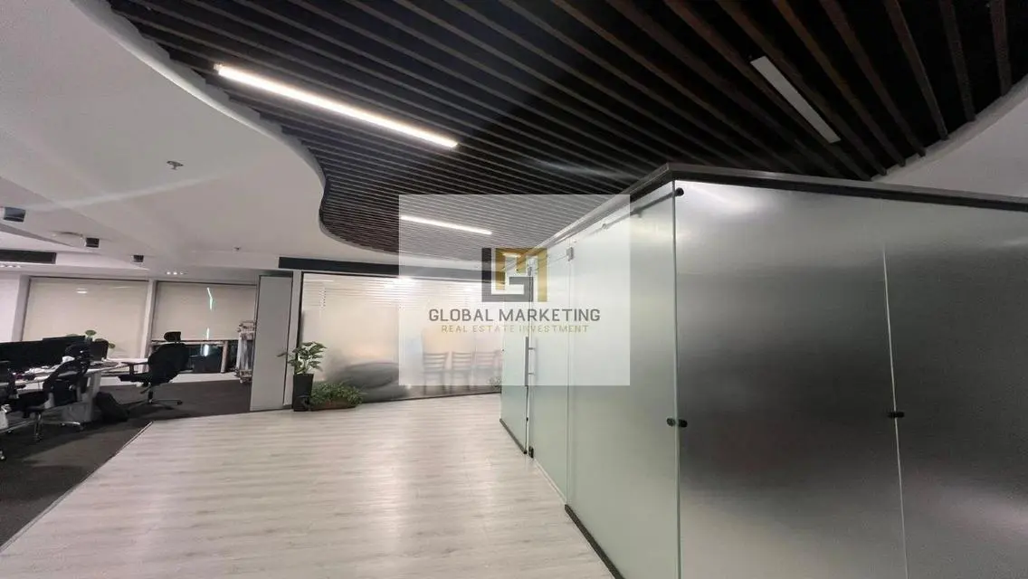 Fully finished office for rent 550m on 90th Street