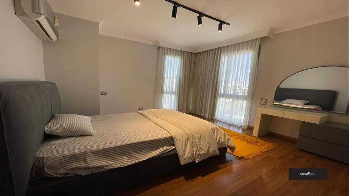 Luxurious 3-Bedroom Apartment in a Prime Location
