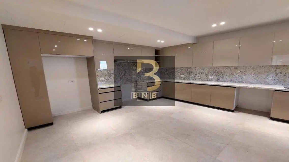 A Semi Furnished Modern Villa First Use In PK1