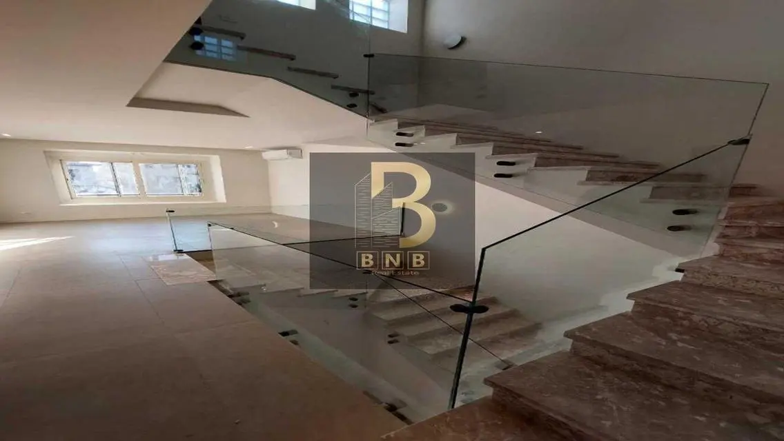 A Semi Furnished Modern Villa First Use In PK1