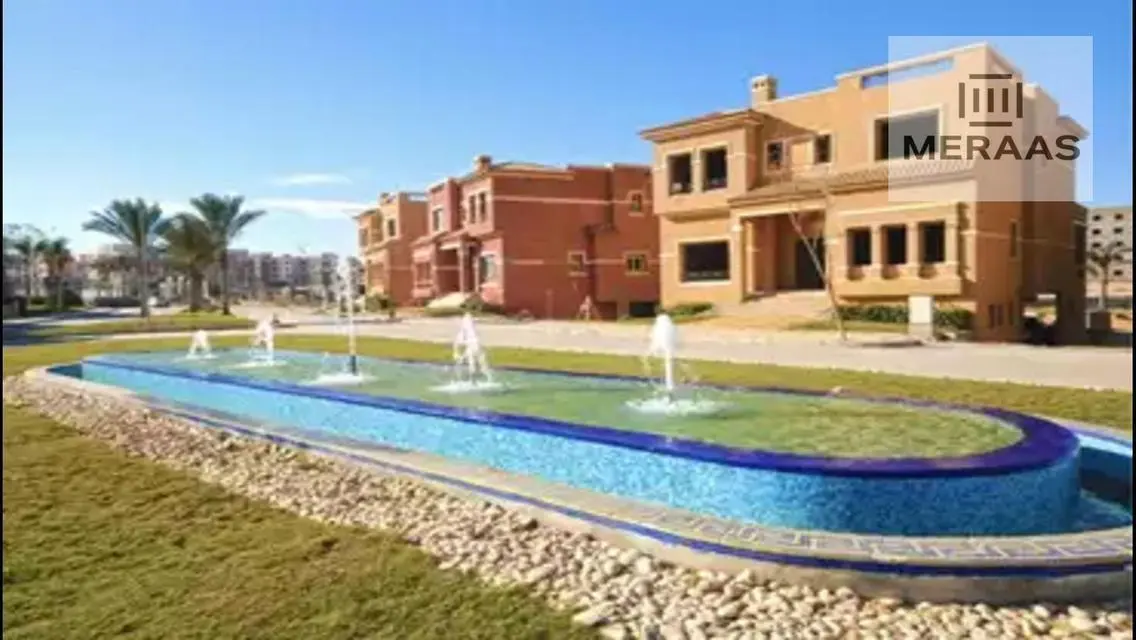 فيلا فاخرة للبيع في AUC