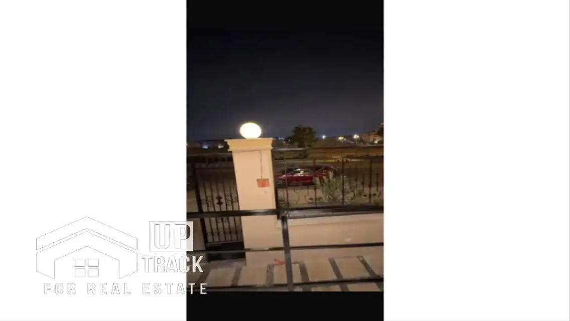امتلك دوبليكس ارضي واول , النرجس الرئيسي