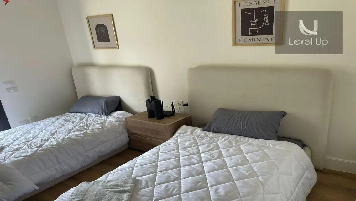 للايجار شقه  فرش فندقي في lake view residence