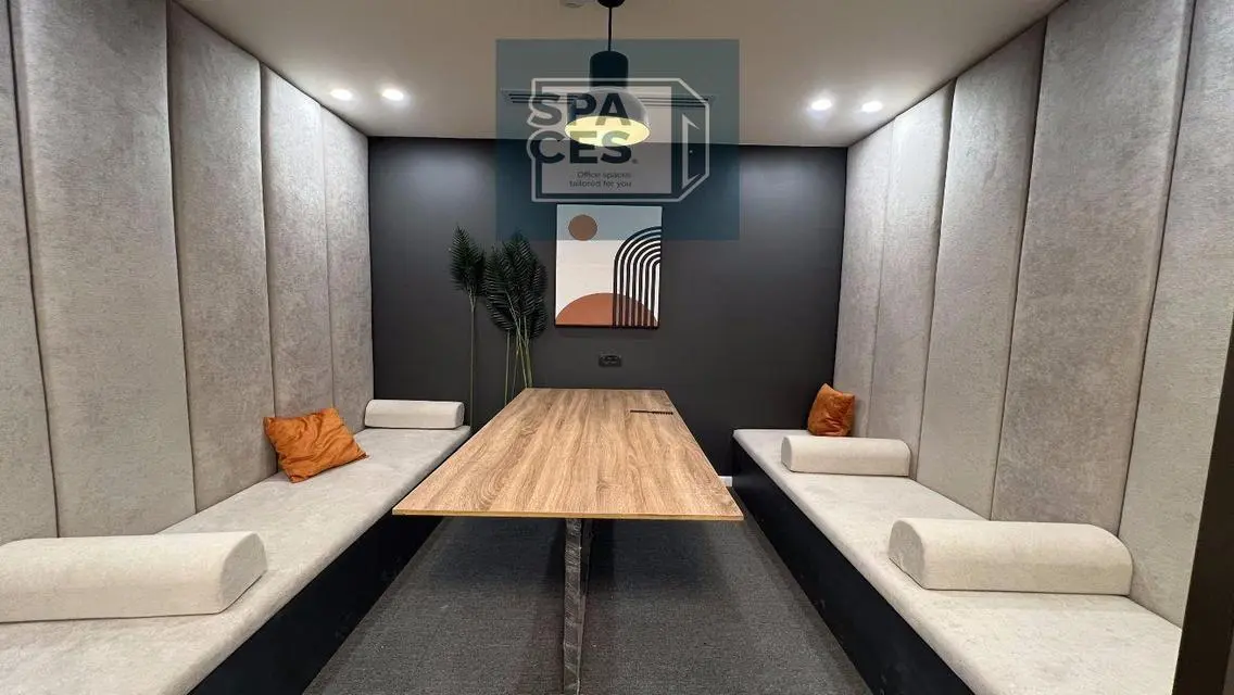 Fully finished office for rent 700m in CFC