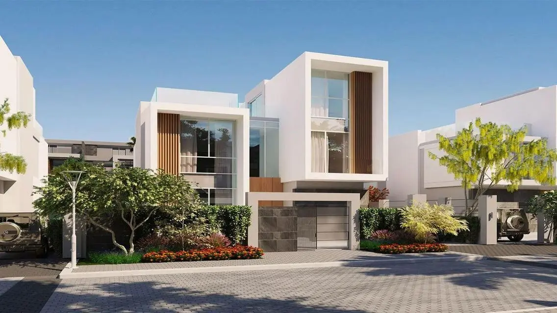 Prime located townhouse in Patio Zahra ,best price