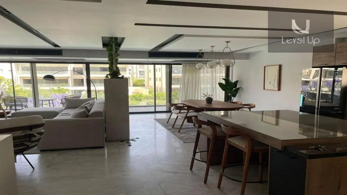 للايجار شقه فرش فندقي في lake view residence