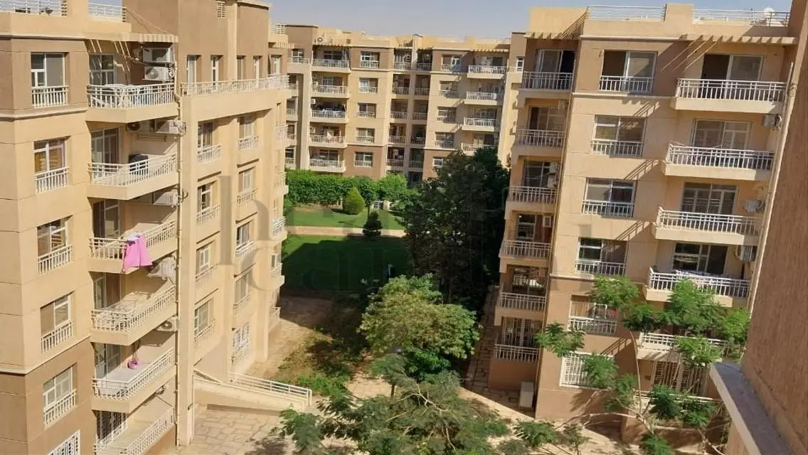 شقة متشطبة استلام فورى فى مدينتي بسعر مغرى