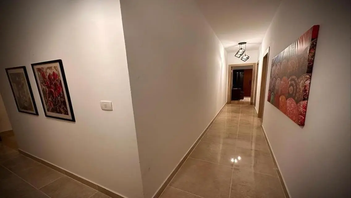 شقة مفروشة للايجار في فيفث سكوير ( المراسم )