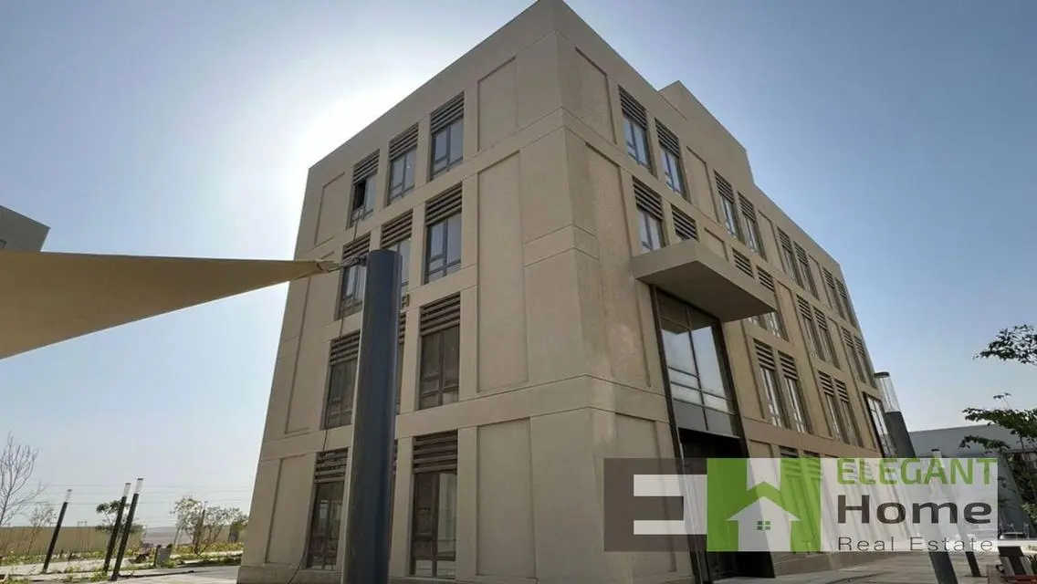 Building- Ready to move - Parking -Prime Location