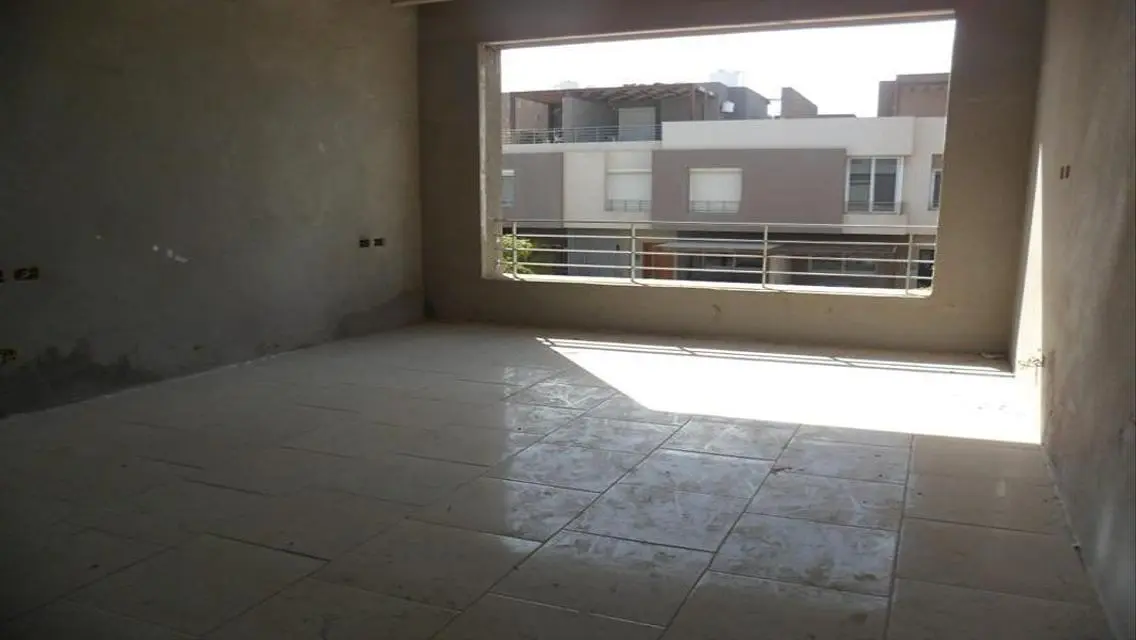 ريسيل توين فيلا 260 م على ارض 460 م جاهزة للاستلام