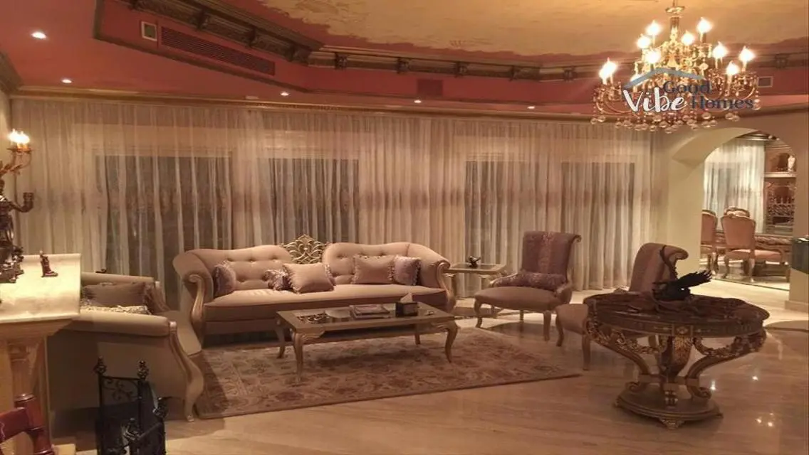 فيلا مستقلة مفروشة بالكامل في ليك فيو بحمام سباحة
