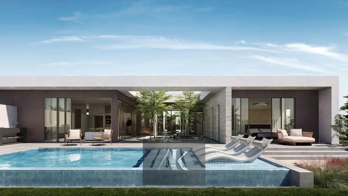 Luxury Villa Overlooking Lakes with Shared Pool