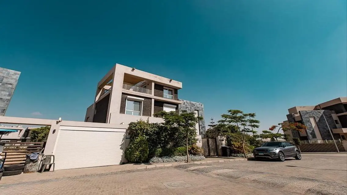 Resale twinhouse 337m -ready to move and open view