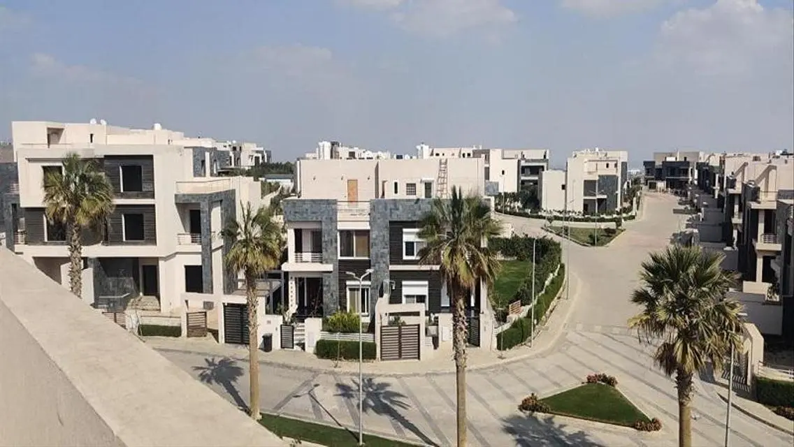 Resale twinhouse 337m -ready to move and open view