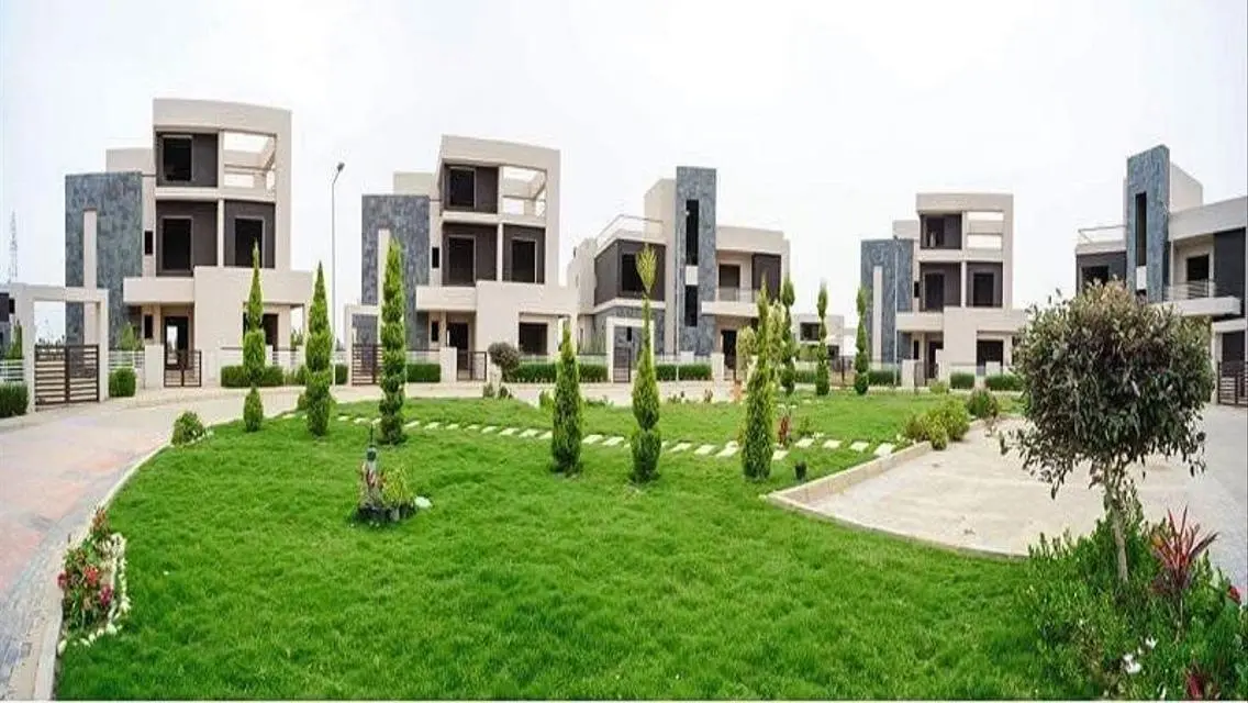 Resale twinhouse 337m -ready to move and open view