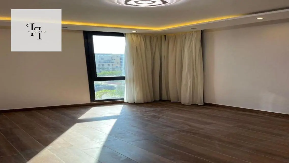 Apartment Kitchen And Acs For Rent in Eastown