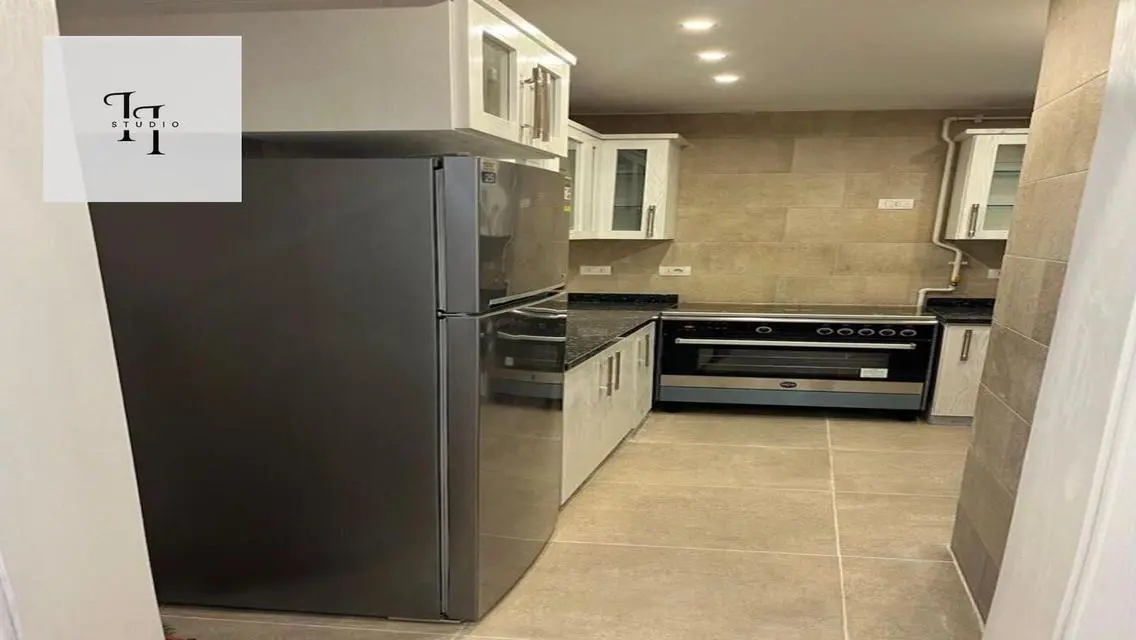 Apartment Kitchen And Acs For Rent in Eastown