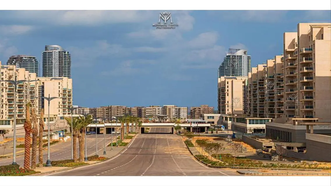 Distinctive view infront of alamein tower
