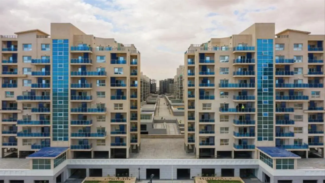 Distinctive view infront of alamein tower