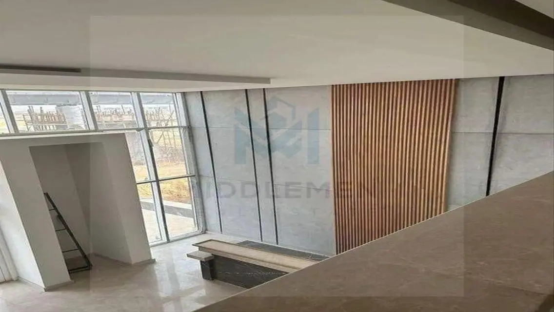 Apartment direct on landscape  deliverd haptown