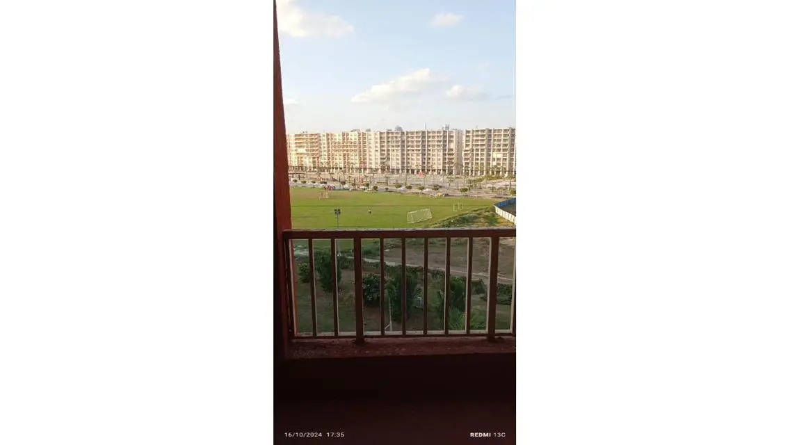 للبيع شاليه في منطقه ال vip بجوار الخدمات         