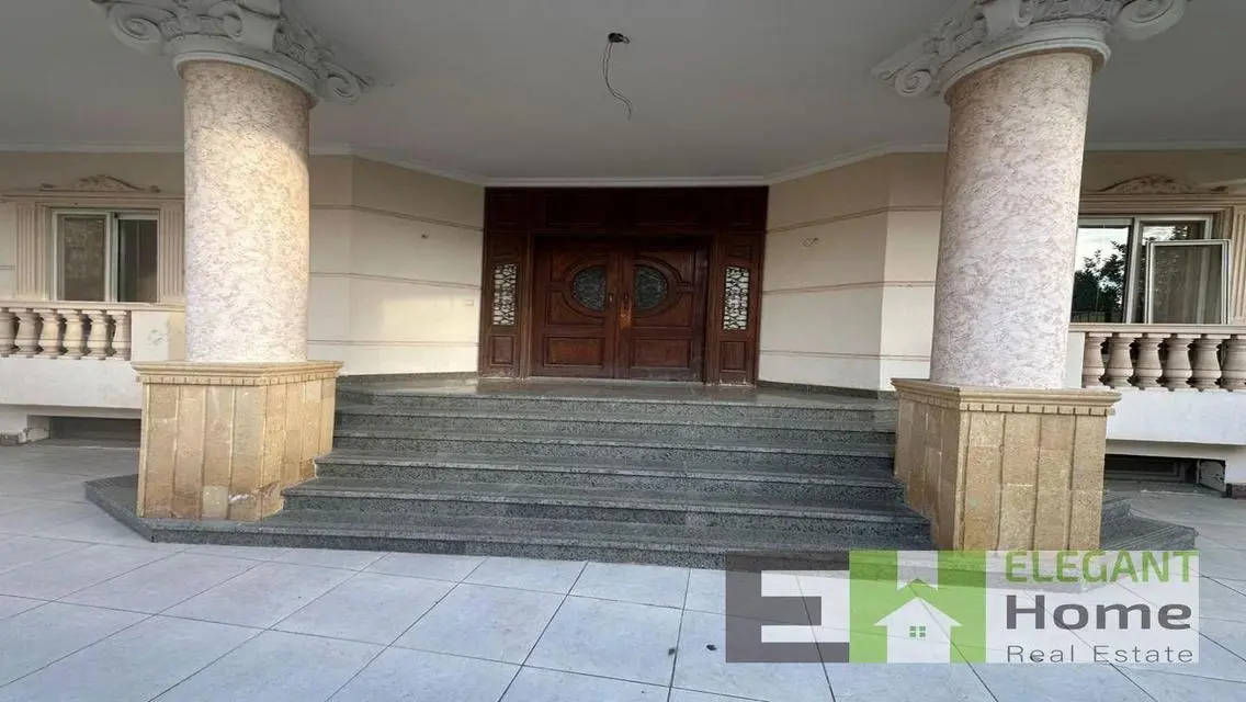 Semi furnished apartment for rent at Banafseg