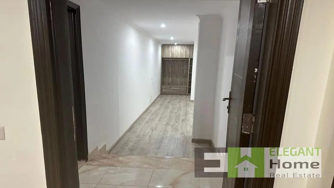 Semi furnished apartment for rent at Banafseg