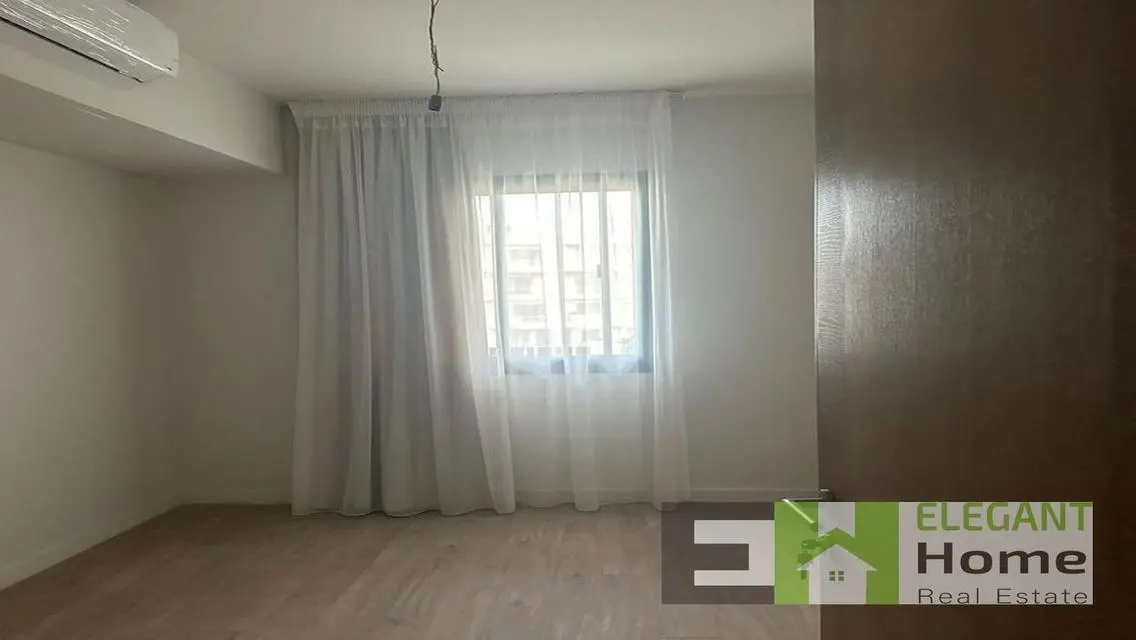 Amazing apartment(kitchen+ACs) rent in Villette