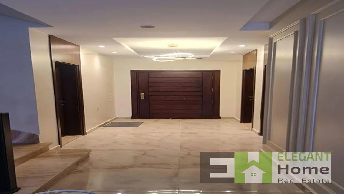 Twin house for rent (Kitchen +Acs) at Hyde Park