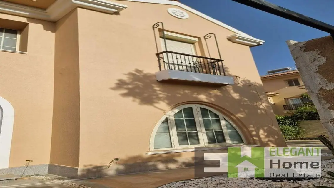 Elegant semi furnished standalone for rent
