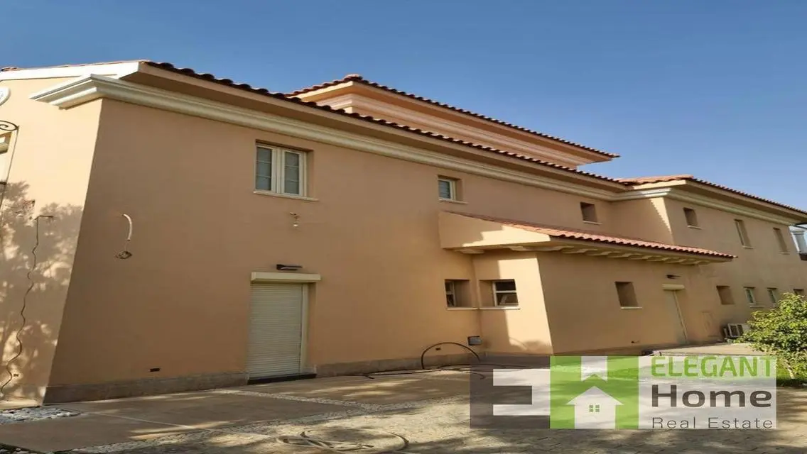 Elegant semi furnished standalone for rent