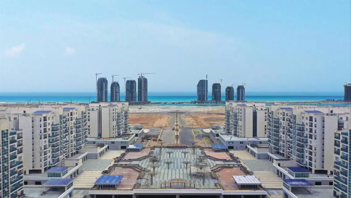 infront of alamein tower and sea view  5%DP