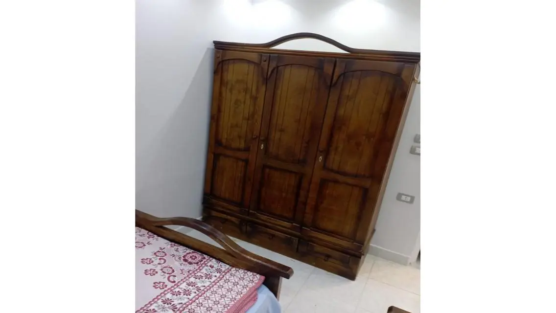 للبيع شاليه استوديو معدل صف ثالث بحيره رمليه      