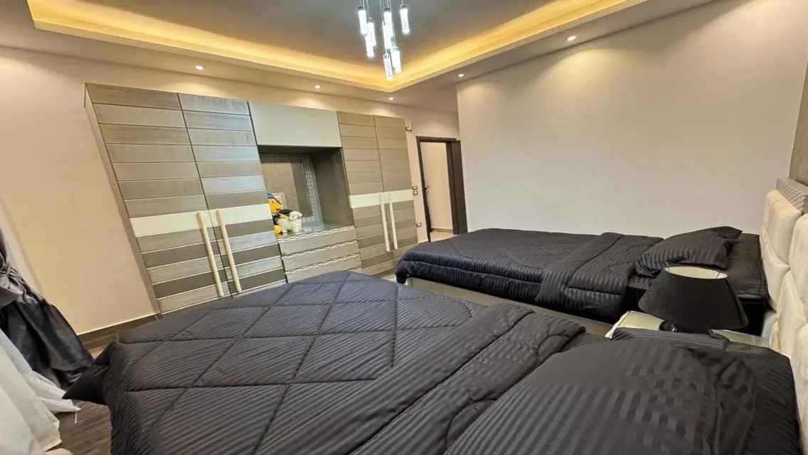 LuXury For Daily &amp; Monthly Rent Wiz Private Garden