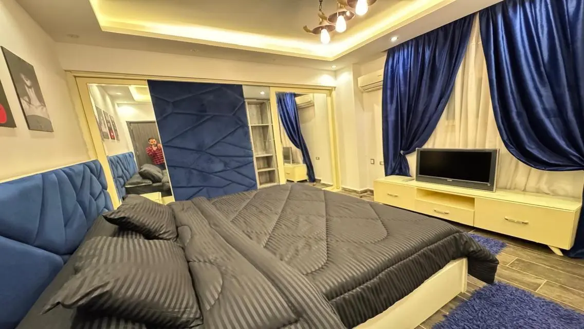 LuXury For Daily &amp; Monthly Rent Wiz Private Garden