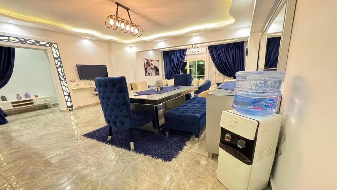 LuXury For Daily &amp; Monthly Rent Wiz Private Garden