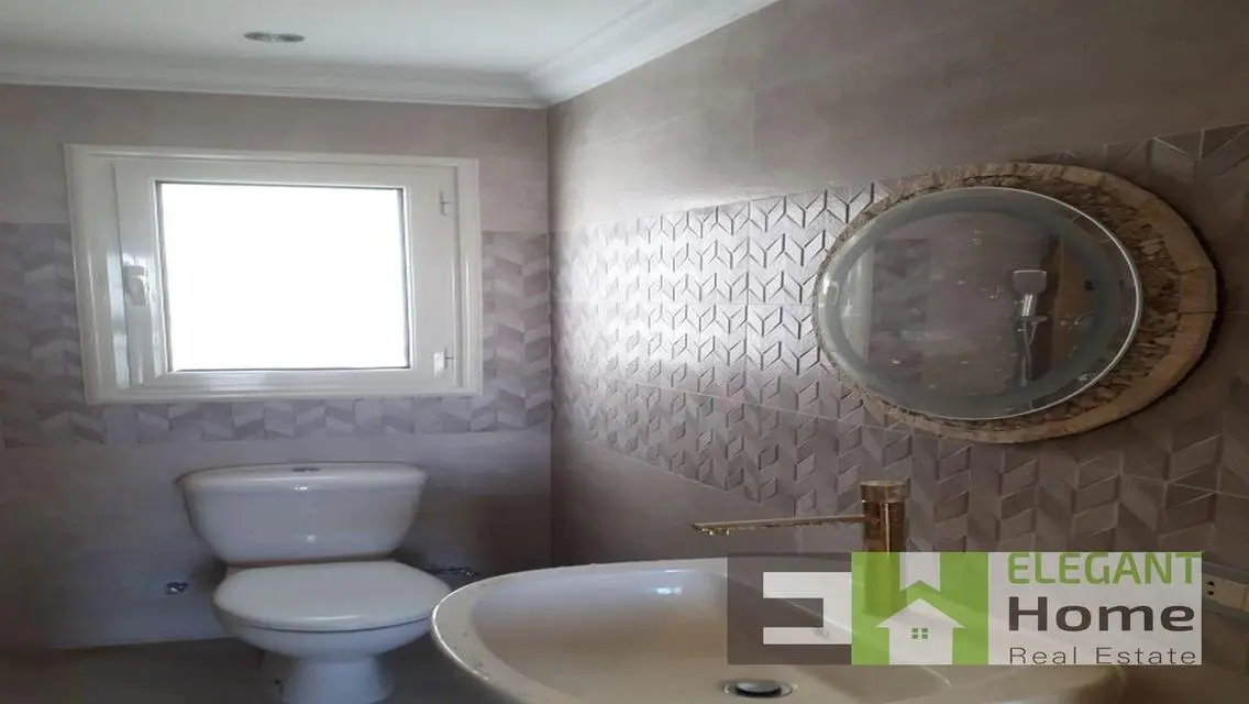 Penthouse prime location for rent in MV hyde park