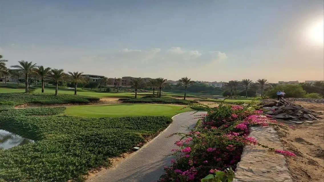 Villa 1050m in Katameya Dunes for sale