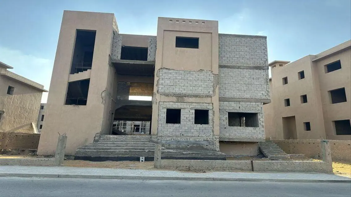 Villa 1050m in Katameya Dunes for sale